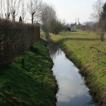 2-Blick Rieda Aufwärts Von Brücke Niemberg