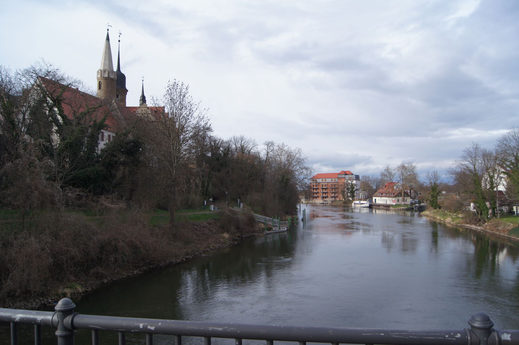 56-Blick Von Neumarktbrücke Zu Schloss Merseburg Saale Meuschaer Mühle
