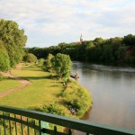 13-Blick Von Bogenbrücke Saaleaufwärts Zu Petruskirche & Beidseitigen Saaleufern