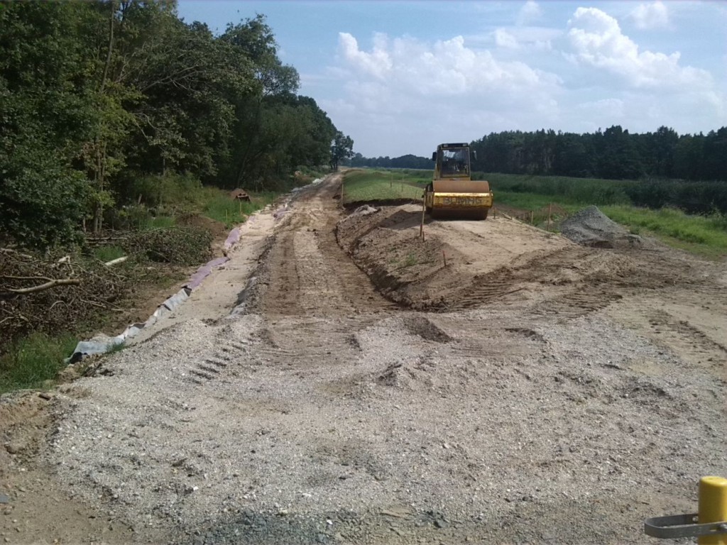 16-Deichneubau Schwarze Elster Bei Waltersdorf & Löben  (1)