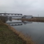 62-Leuna Blick Von Nördlich Saalealtarm Nach Norden Zu Bahnbrücke & Bahndamm & Slipanlage (2)