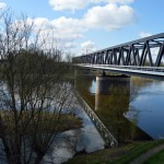2-Eisenbahnbrücke Über Elbe Blick Nach Süden Von Plattform Überhalb Mündung Rossel In Elbe