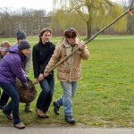 Bäume pflanzen statt abholzen zum Karfreitag (2)