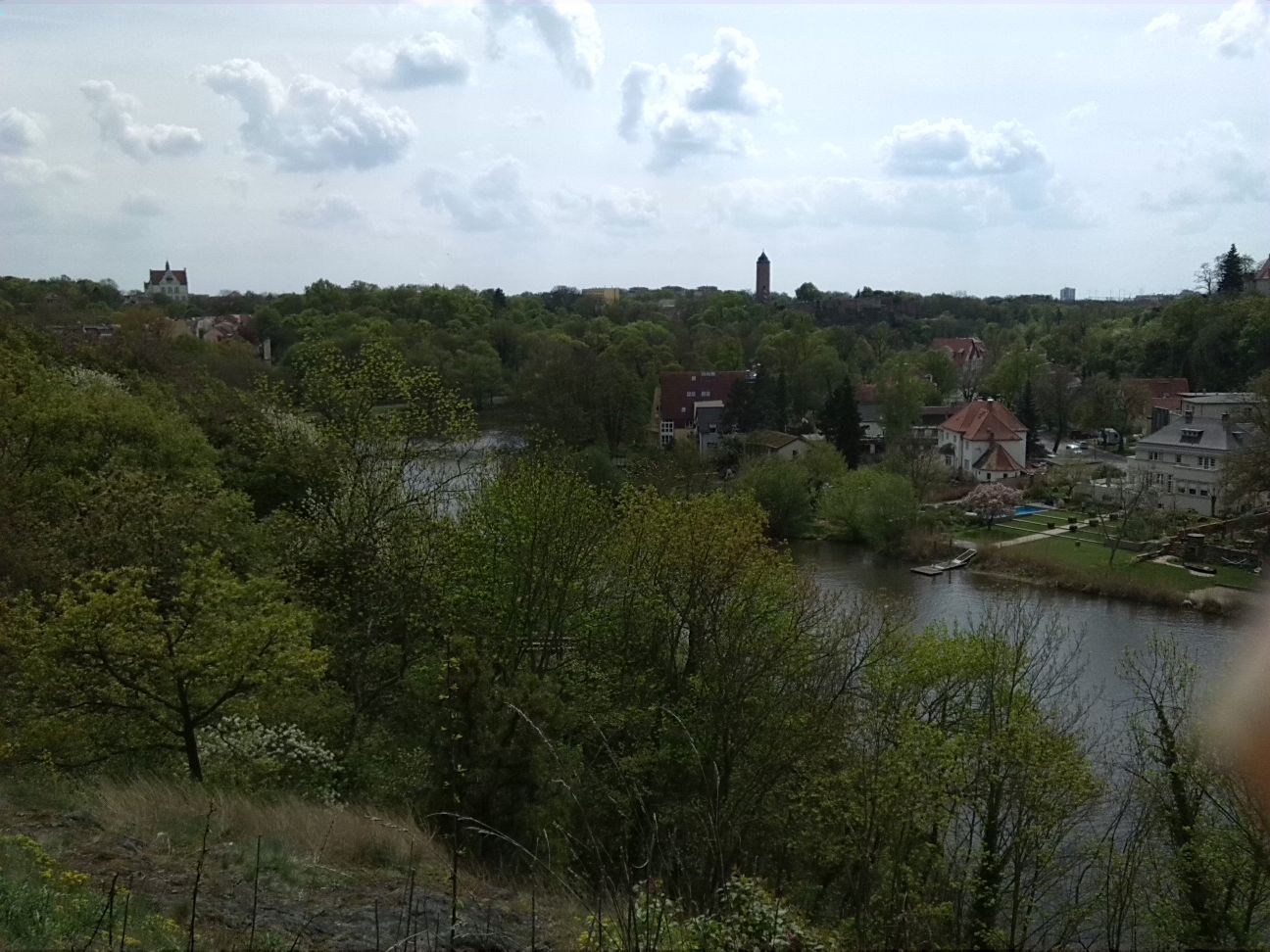 1-Blick Vom Plateau Nach Südwesten Saale Burg Giebichenstein Kröllwitz (2)