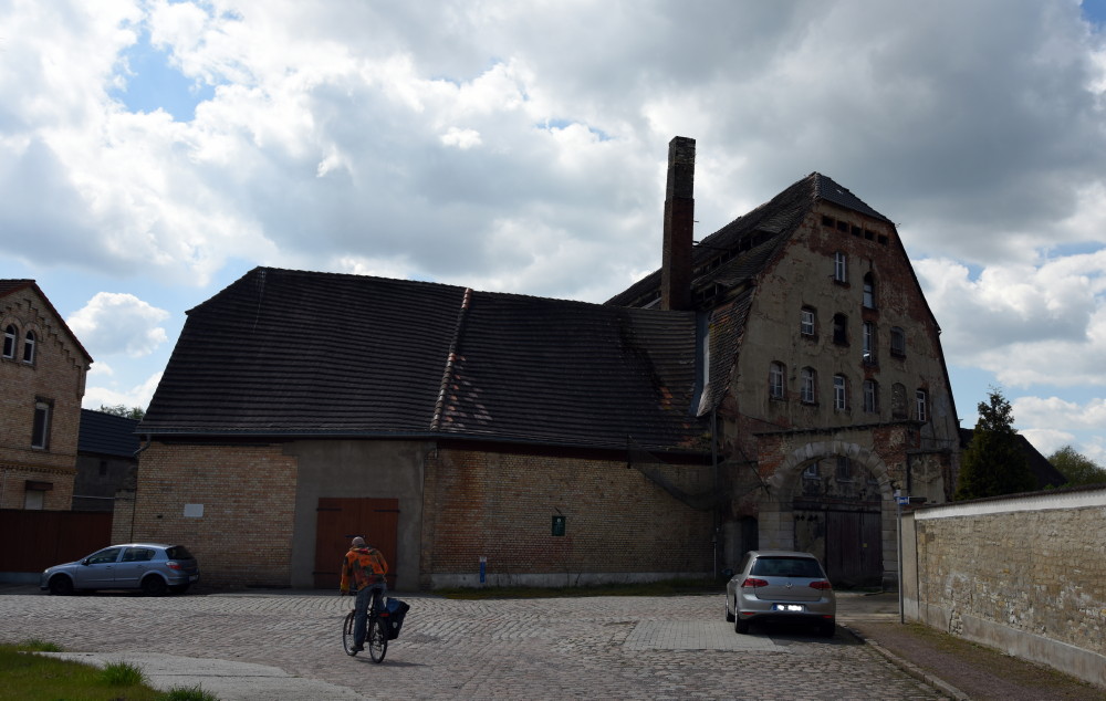 22-Döllnitz Am Gutshof