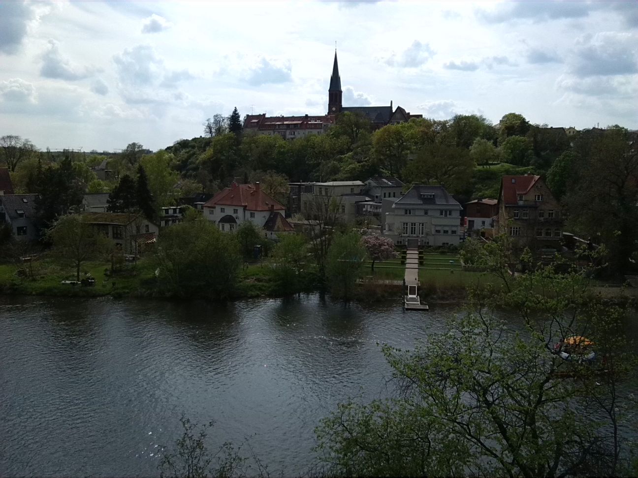 35-Westweg Klausberge An Saale Mit Blick Nach Westen Nach Kröllwitz Talstraße Mit Kefersteinscher Villa & Petruskirche (1)