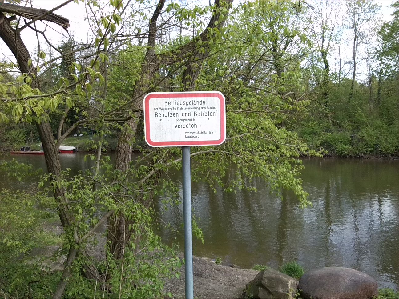 8-Südteil NSG Forstwerder Im Anschluss An Bogenbrücke Hinweisschild Wasserschifffahrtsamt Blick Nach Südosten (1)