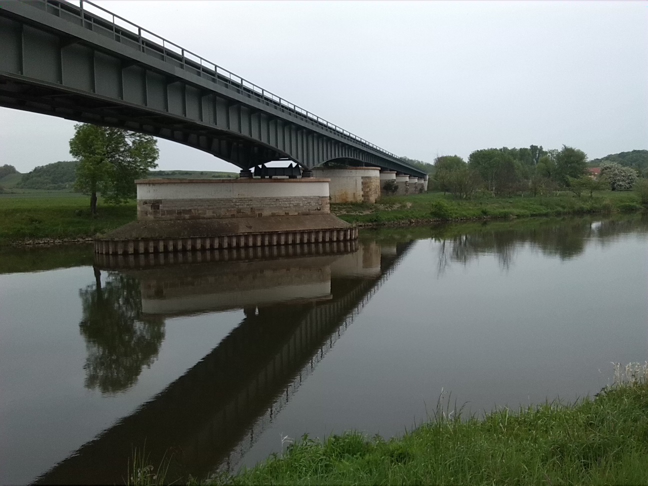 83a-Saaleaue Zwischen Gnölbzig & Könnern & Nelben Eisenbahnbrücke Über Saale Blick Nach Nordosten (2)