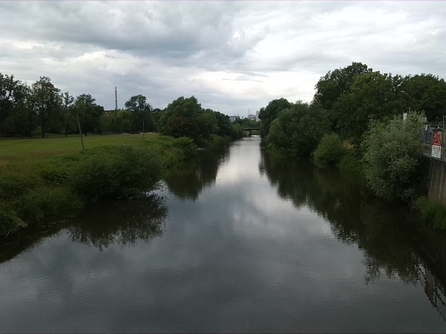 2a-Zeitz-Blick Von Brücke Baenschstraße Weiße Elster Flussaufwärts Nach Westen (1)