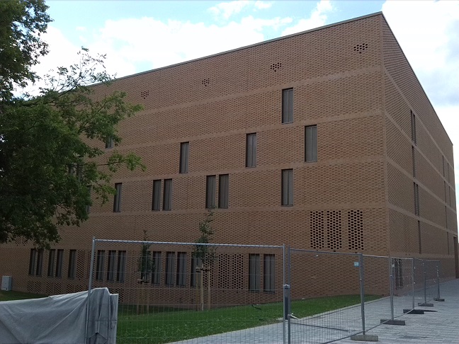 3a-Blick Von LuWu Zum GSZ In Richtung Emil-Abderhalden-Straße (3)
