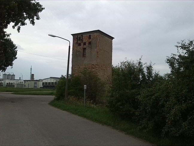 4a-Gemeinde Petersberg Blick Auf Trafohaus Am Sandberg Zwischen Gutenberg & Oppin Von Südwesten (2)