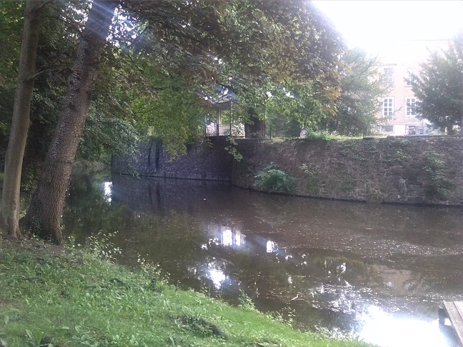 77a-Gemeinde Petersberg Ostrau Schlosspark Ostrau Mit Schlossgraben Im Südosten (1)
