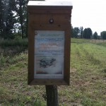 2a-Feuchtgebiet Zwischen Uebigau & Bomsdorf Schild Blick Nach Osten (1)