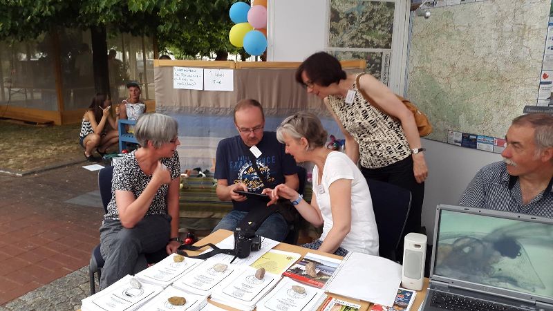 Unser Stand bei der langen Nacht der Wissenschaft 2015 (04)