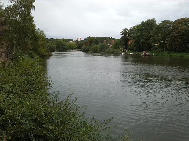 12a-Halle Nordwestteil Klausberge Blick Saaleaufwärts Nach Südosten (1)