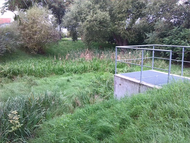 16a-Taucha Ecke Graßdorfer Straße & Seegeritzer Weg Blick Auf Teich Nach Nordwesten (1)