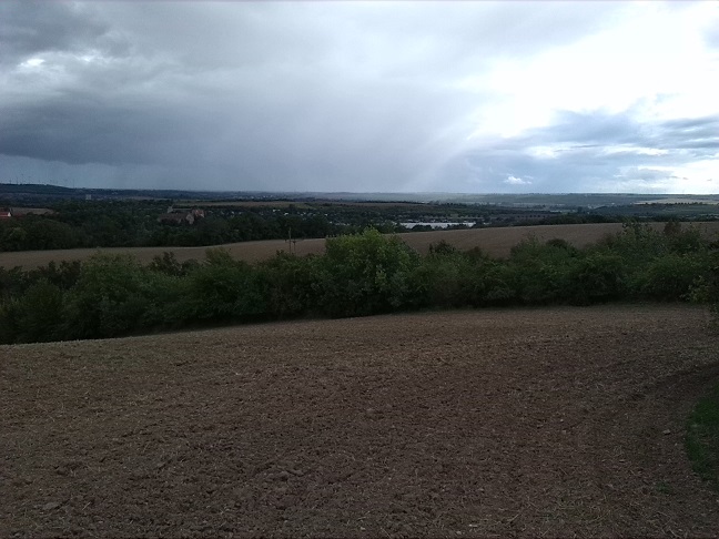 54a-Salzatal Höhnstedt Blick Von K2315 Nach Südwesten Zu Süssen See & Seeburg (1)