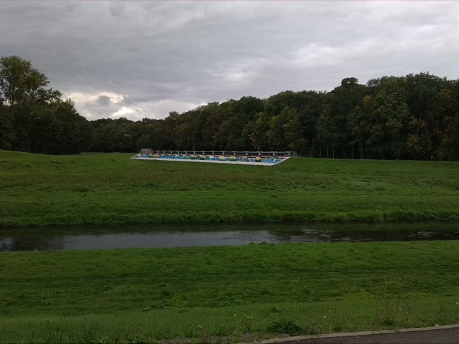 70a-Leipzig Blick Von Luppedeich Westlich Gustav-Esche-Straße Nach Südwesten Zu Nahleauslaufwerk An Burgaue (1)