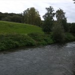 74a-Schkeuditz Wehlitzer Brücke Blick Auf Weiße Elster Flussaufwärts Nach Osten (1)