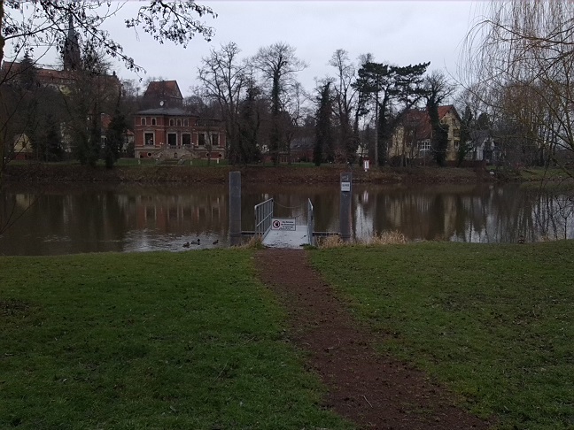 18a-Blick Von Saalepromenade Nördlich Amtsgarten Nach Norden (2)