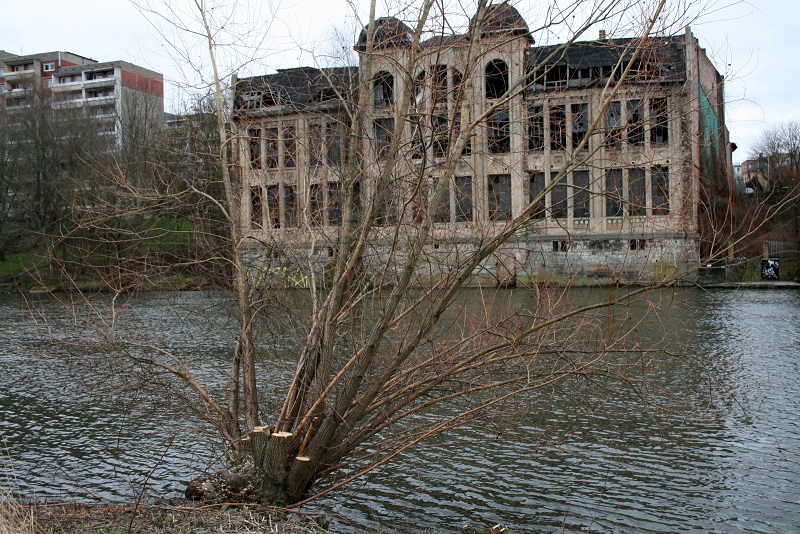 54a-Halle Verbindungsweg Pulverweiden & Holzplatz Blick Saaleabwärts Auf Brauereigebäude Nach Osten