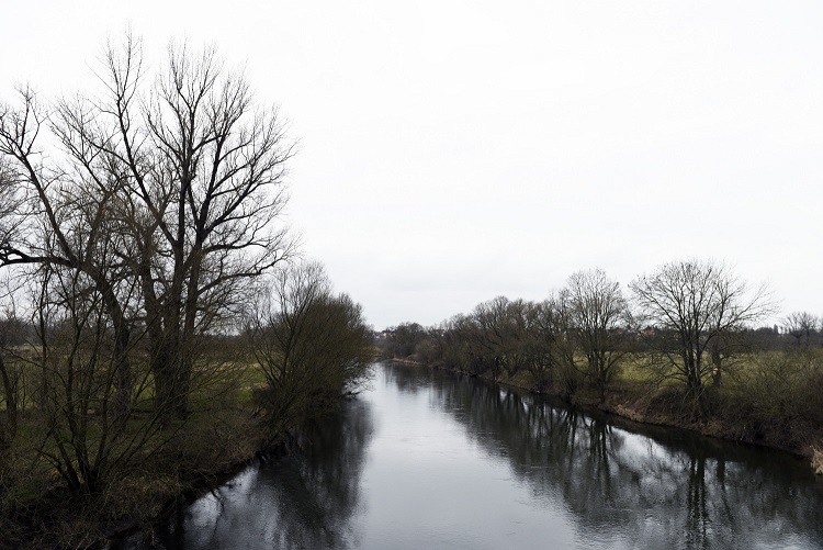 39a-Weißenfels Großkorbetha Blick Von Brücke Lützener Straße Auf Saale Nach Nordosten Flussabwärts