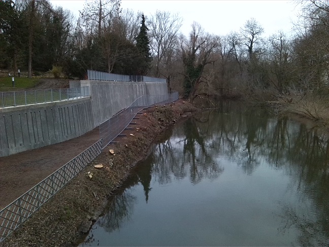 4a-Halle Blick Von Schwanenbrücke Nach Nordosten Auf Weg Am Weinberg & Wilde Saale & Peißnitz (1)