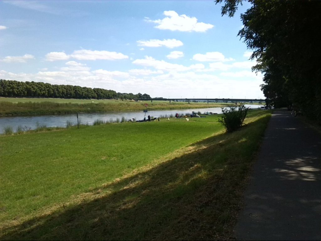 1- Torgau Blick Vom Am Stadtpark Elbeaufwärts Nach Süden (2)