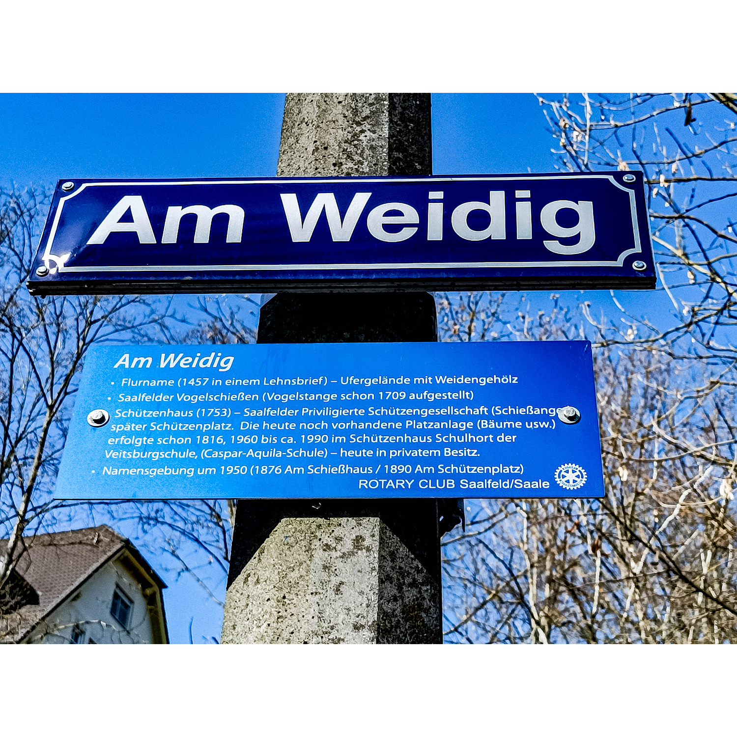 28-Saalfeld-Am Weidig - Blick nach Nordwesten auf Schild Am Weidig