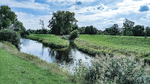 1500-84-Gebesee-Geraaue-Blick-nach-Sueden-auf-Einmuendung-Mahlgera-in-Gera-flussaufwaerts.jpg